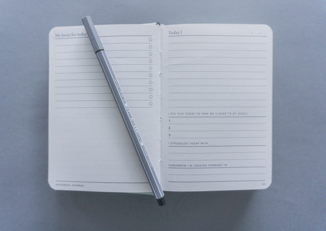 A simple weekly meal planner with handwritten dinner ideas