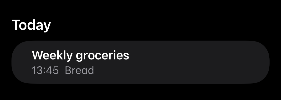 Apple Notes showing a 'Weekly groceries' note